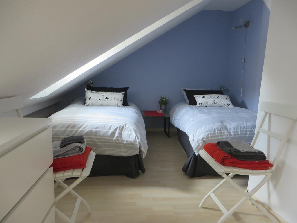 Au Quai Des Pecheurs Apartment Strasbourg Room photo